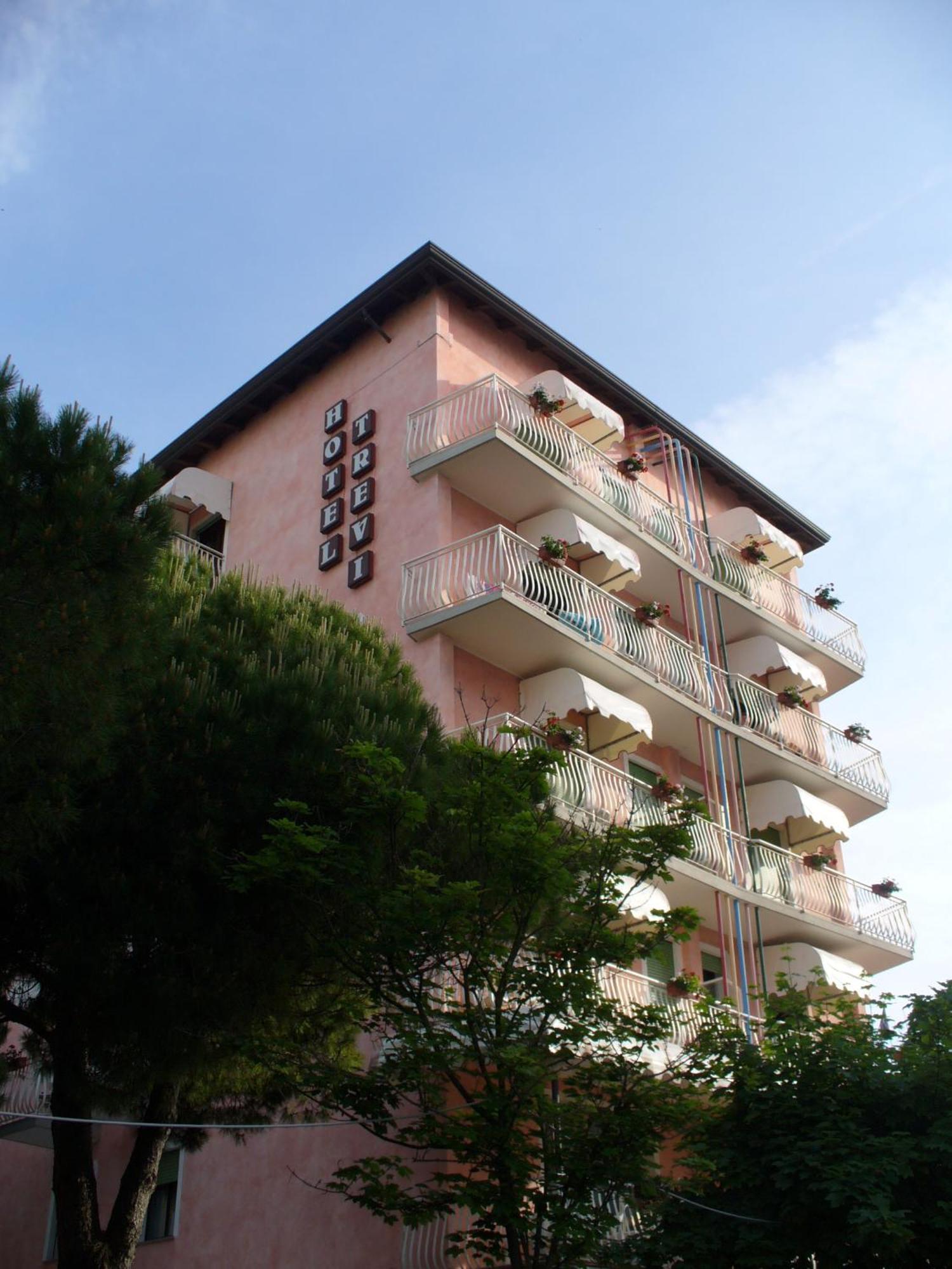 Hotel Trevi Lido di Jesolo Exterior photo